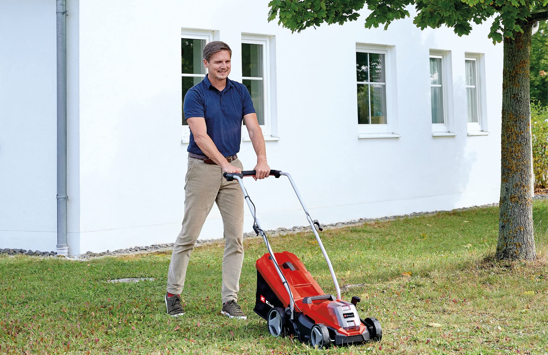Tondeuse à gazon sans fil 18V Einhell 33 cm avec batterie 4Ah et chargeur – 200m²